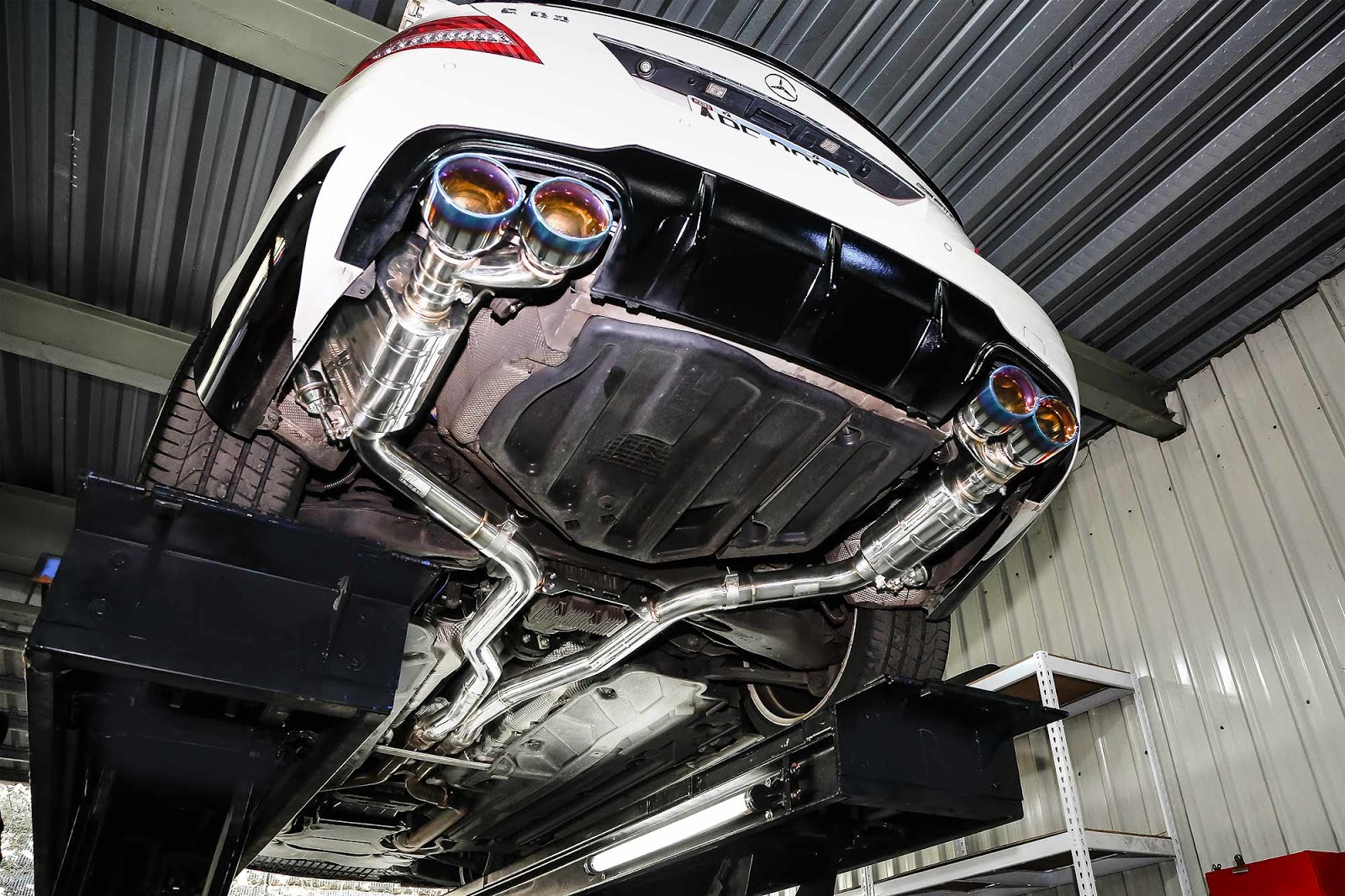 Выхлоп АМГ 6.3 W 204